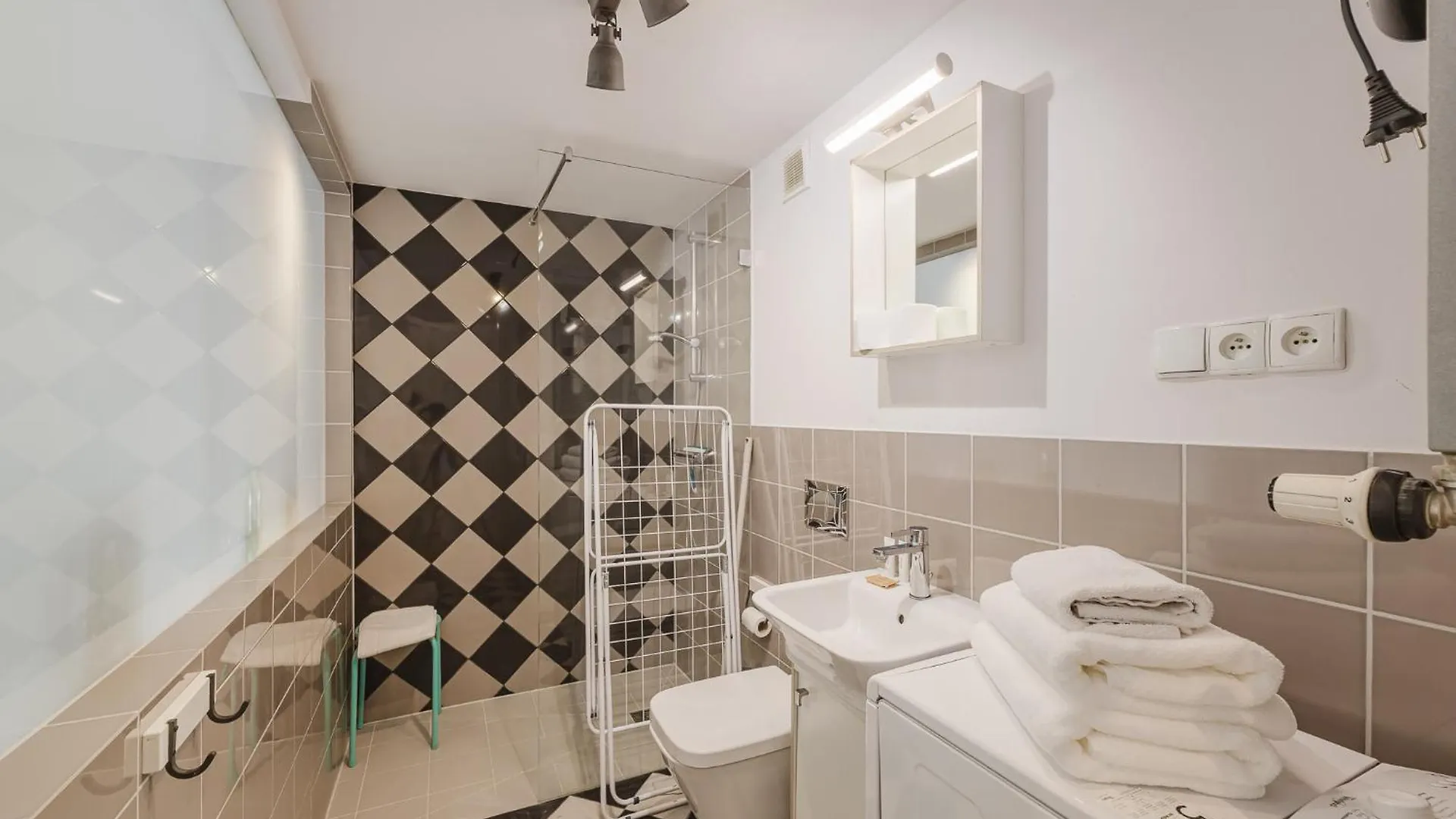 Appartamento Wilson Park Loft Studio With Mezzanine By Bookinghost Poznań