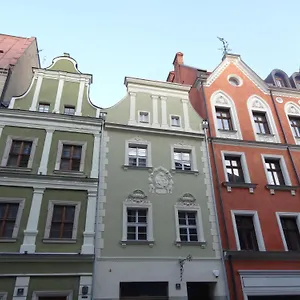 Хостел Rosemary's Private Ensuite In Old Town, Познань